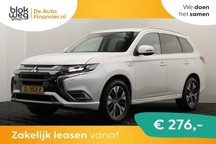 Wit Occasion 2019 Mitsubishi Outlander Intense SUV | € 19.999 (Goede deal) - Afbeelding 1/2