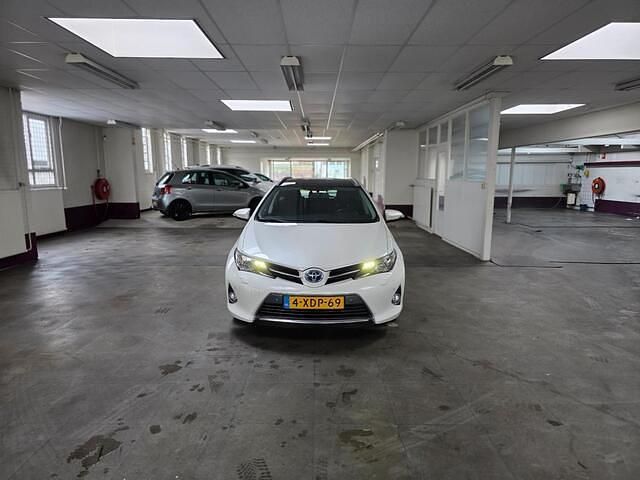 Occasion Toyota Auris Touring Sports 99 PK (72 kW) 2014 Wit Stationwagen