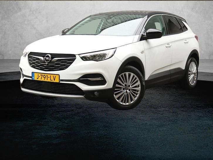 Wit Occasion 2020 Opel Grandland X Innovation SUV | € 20.195 (Eerlijke prijs) - Afbeelding 1/4