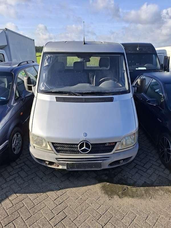 Gebruikt 2004 Mercedes Sprinter Van | € 2.250 (Super prijs) - Afbeelding 1/4