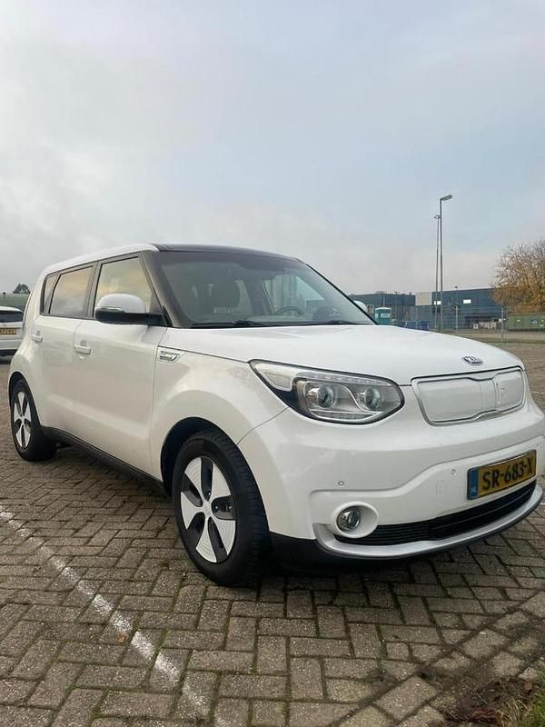 Gebruikt 2018 Kia Soul EV SUV | € 7.995 - Afbeelding 1/4