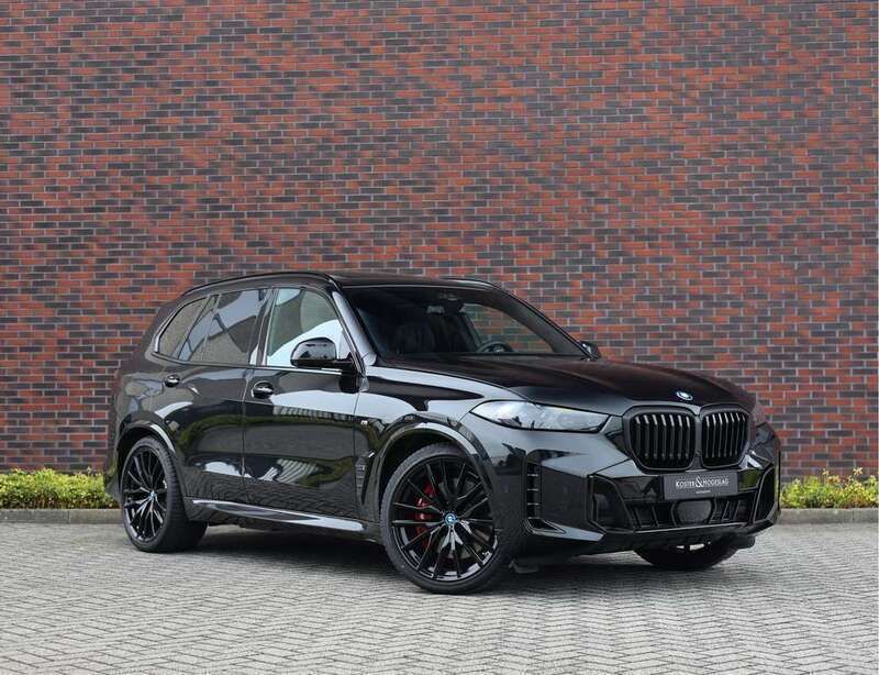 Zwart Gebruikt 2024 BMW X5 SUV | € 119.950 - Afbeelding 1/4