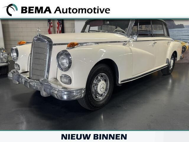 Wit Gebruikt 1960 Mercedes 300 Sedan | € 79.950 - Afbeelding 1/4