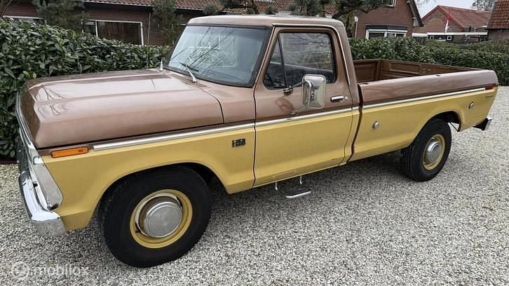 Gebruikt 1973 Ford F250 Pickup | € 16.950 - Afbeelding 1/4