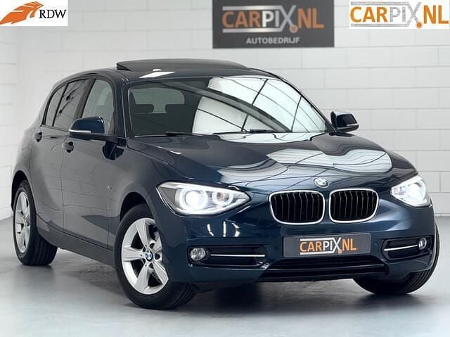 Blauw Gebruikt 2014 BMW 116 Executive Hatchback | € 12.650 (Eerlijke prijs) - Afbeelding 1/4