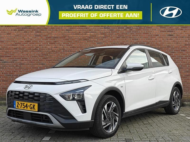Wit Gebruikt 2024 Hyundai Bayon Comfort SUV | € 19.835 (Eerlijke prijs) - Afbeelding 1/4