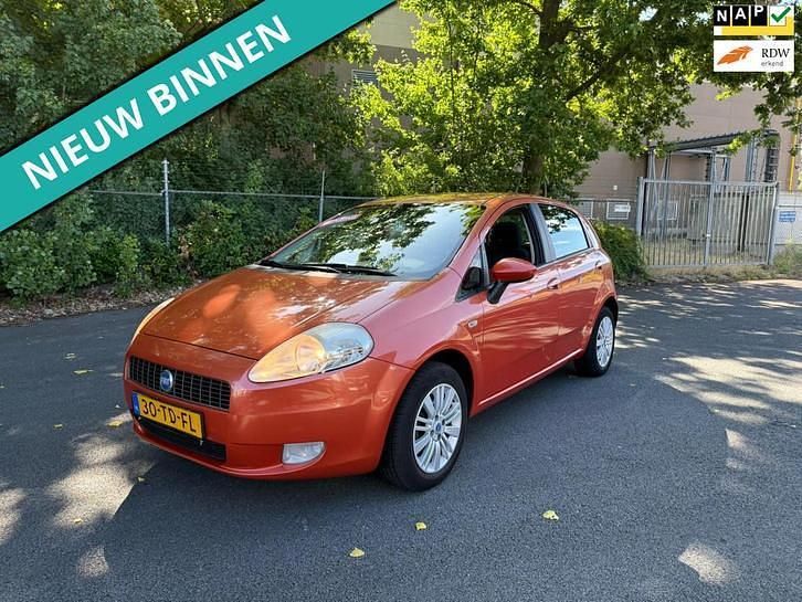 Oranje Occasion 2006 Fiat Grande Punto Hatchback | € 999 (Eerlijke prijs) - Afbeelding 1/4