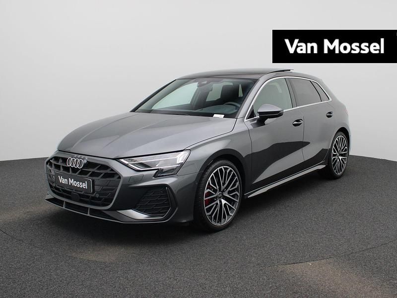 Grijs Gebruikt 2024 Audi A3 Sportback Ambiente Hatchback | € 46.900 - Afbeelding 1/4
