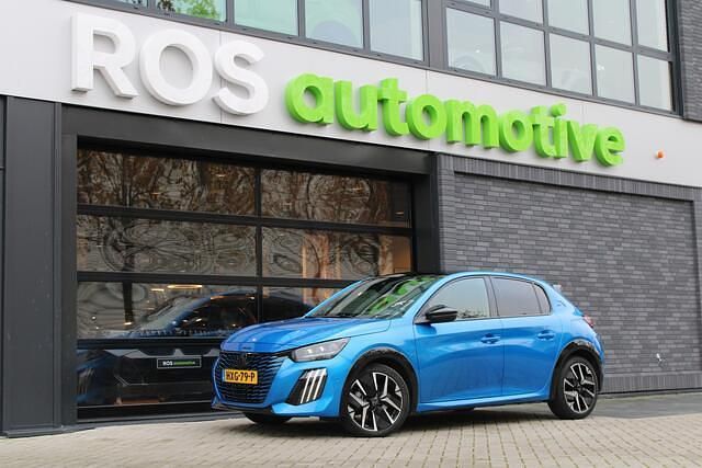 Blauw Gebruikt 2023 Peugeot 208 GT Hatchback | € 22.950 (Eerlijke prijs) - Afbeelding 1/4