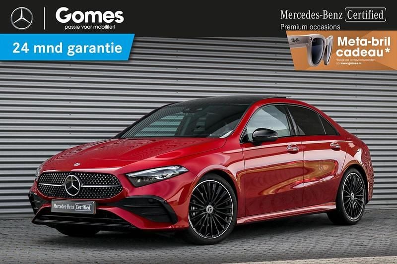 Rood Gebruikt 2024 Mercedes A180 AMG Sedan | € 38.650 (Duur) - Afbeelding 1/4