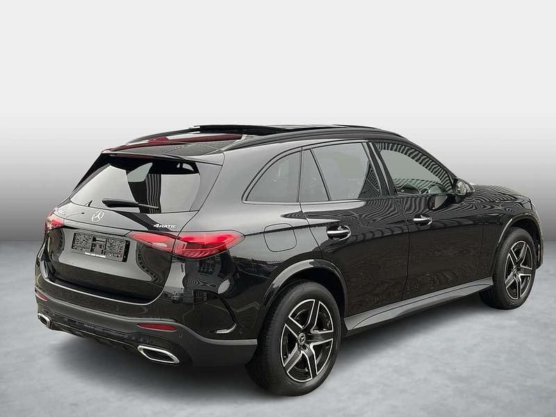 Occasion Mercedes GLC300e AMG line 204 PK (150 kW) 2023 Zwart SUV