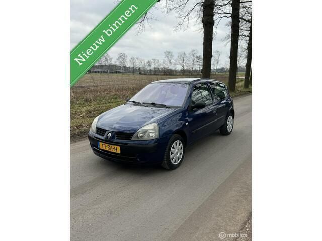 Blauw Gebruikt 2004 Renault Clio II Hatchback | € 995 (Goede deal) - Afbeelding 1/4