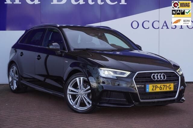 Zwart Gebruikt 2019 Audi A3 Sportback Design Hatchback | € 17.999 (Iets duurder) - Afbeelding 1/4