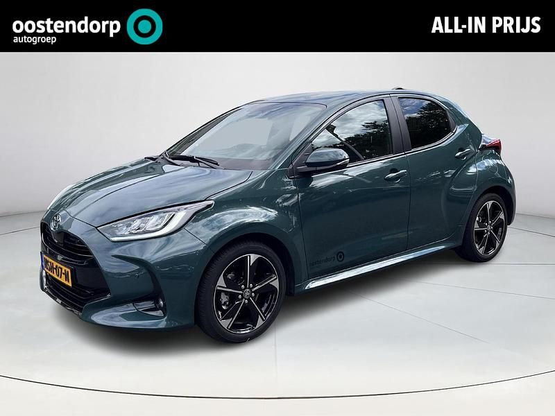 Groen Gebruikt 2025 Toyota Yaris Hybrid Executive Hatchback | € 31.440 (Eerlijke prijs) - Afbeelding 1/4
