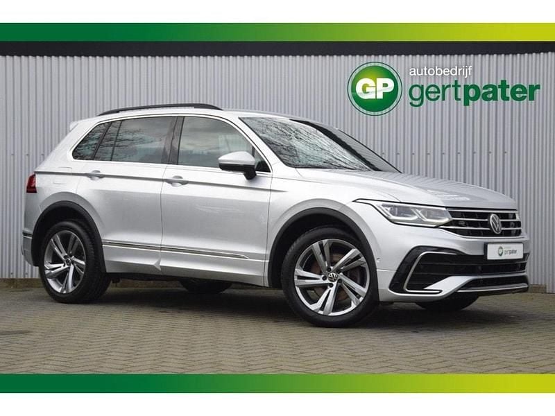 Grijs Occasion 2021 VW Tiguan R-line SUV | € 28.900 (Eerlijke prijs) - Afbeelding 1/4