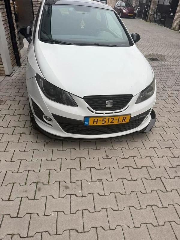 Occasion 2009 Seat Ibiza CUPRA | € 6.500 (Duur) - Afbeelding 1/4