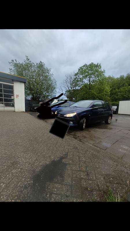 Blauw Gebruikt 2001 Peugeot 206 GTi Hatchback | € 1.700 (Eerlijke prijs) - Afbeelding 1/4