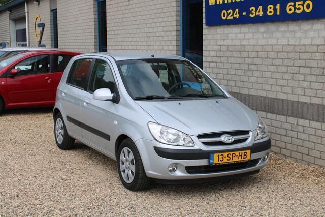 Grijs, metallic lak Gebruikt 2006 Hyundai Getz Active Hatchback | € 3.490 (Eerlijke prijs) - Afbeelding 1/4