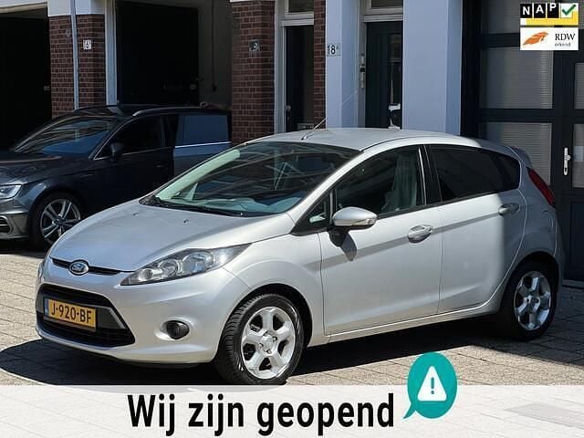 Grijs Gebruikt 2010 Ford Fiesta Trend Hatchback | € 3.750 (Goede deal) - Afbeelding 1/4
