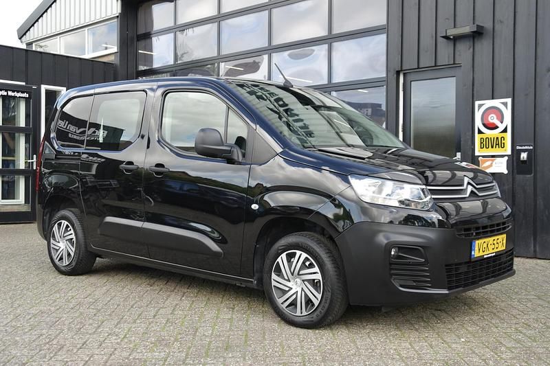 Zwart Gebruikt 2020 Citroën Berlingo MPV | € 11.999 - Afbeelding 1/4