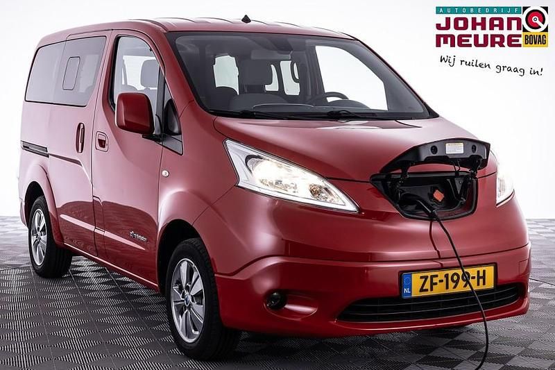 Rood Gebruikt 2019 Nissan e-NV200 Van | € 19.999 - Afbeelding 1/4
