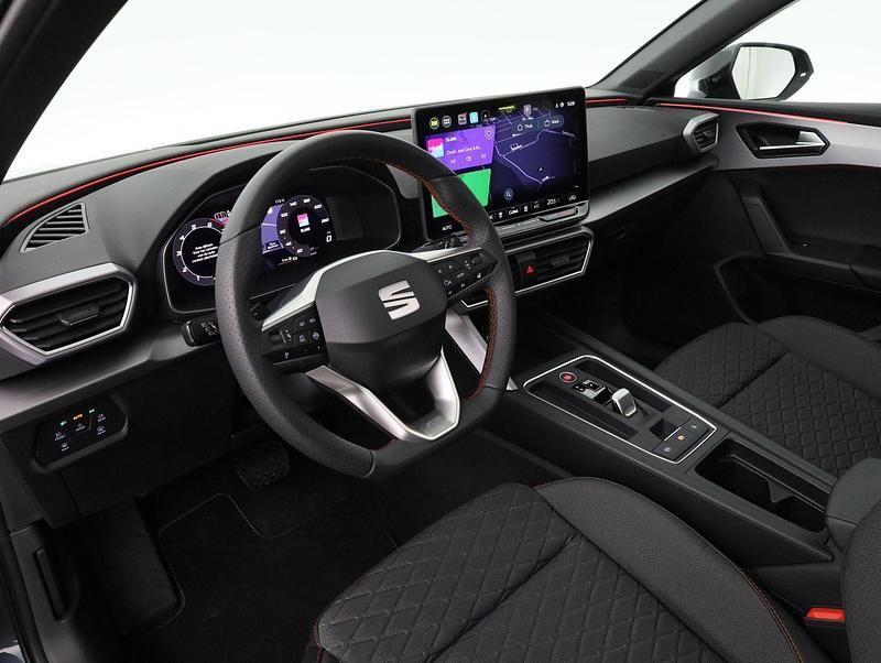 Nieuw Seat Leon Business 204 PK (150 kW) 2025 Grijs Stationwagen