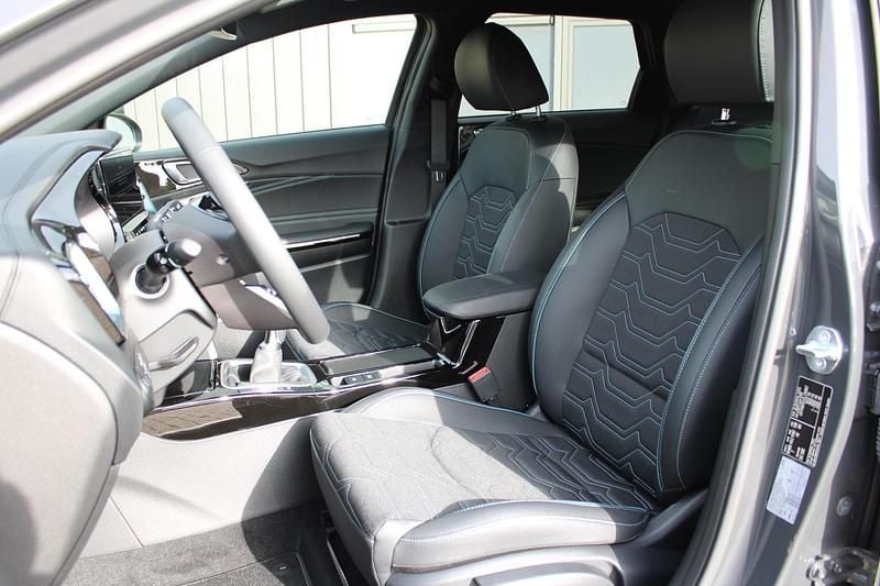 Nieuw Kia Ceed 2026 Grijs Hatchback