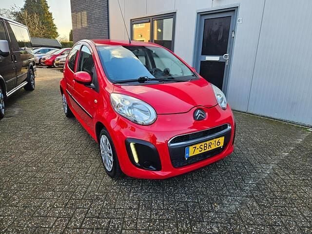Rood Occasion 2013 Citroën C1 Hatchback | € 2.450 (Eerlijke prijs) - Afbeelding 1/4
