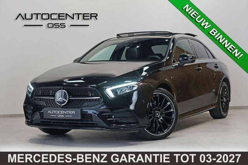 Zwart Gebruikt 2020 Mercedes A250 Sedan | € 30.945 (Duur) - Afbeelding 1/3