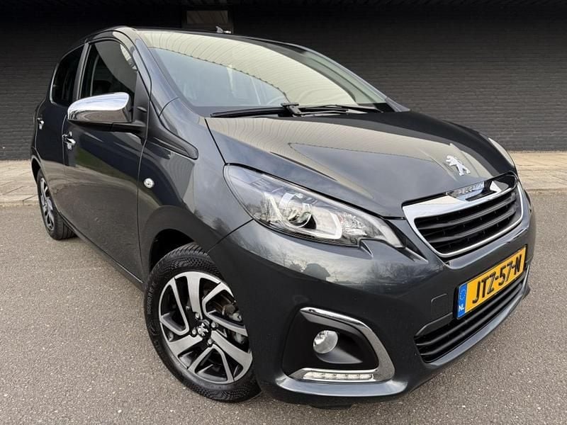Grijs Occasion 2020 Peugeot 108 Allure Hatchback | € 9.995 (Eerlijke prijs) - Afbeelding 1/4