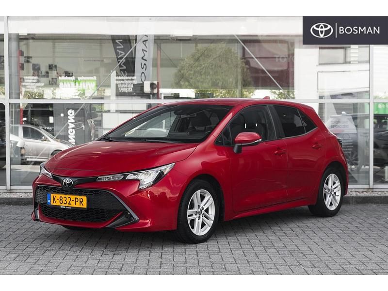 Rood Gebruikt 2021 Toyota Corolla Active Hatchback | € 20.450 (Eerlijke prijs) - Afbeelding 1/4