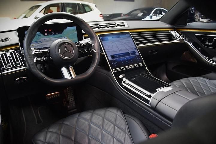 Occasion Mercedes S580 AMG line 367 PK (269 kW) 2023 Grijs Sedan