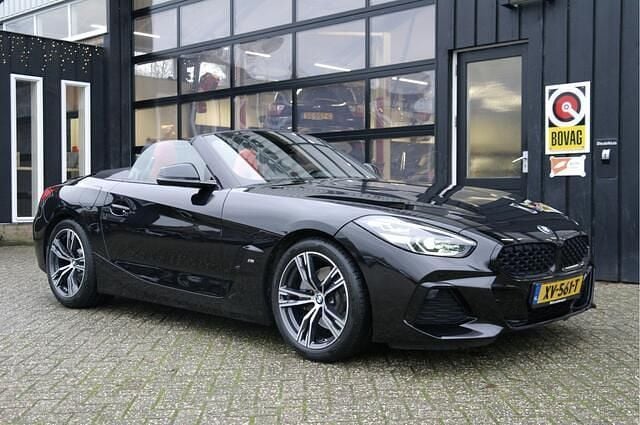 Zwart (metallic) Occasion 2019 BMW Z4 Executive Cabriolet | € 38.894 (Duur) - Afbeelding 1/4