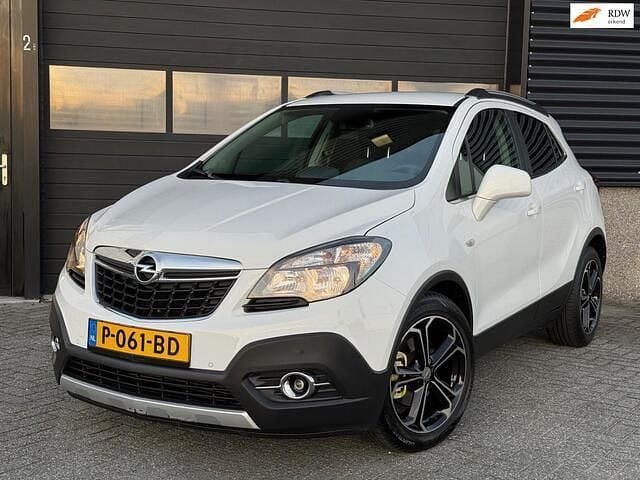 Wit Gebruikt 2015 Opel Mokka Cosmo SUV | € 8.990 (Goede deal) - Afbeelding 1/4