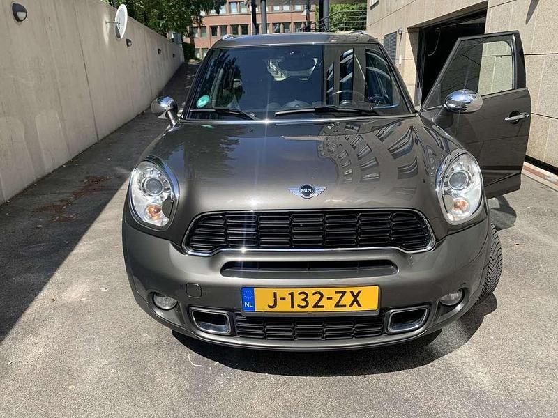 Gebruikt 2012 Mini Cooper SD Countryman SUV | € 8.200 - Afbeelding 1/4
