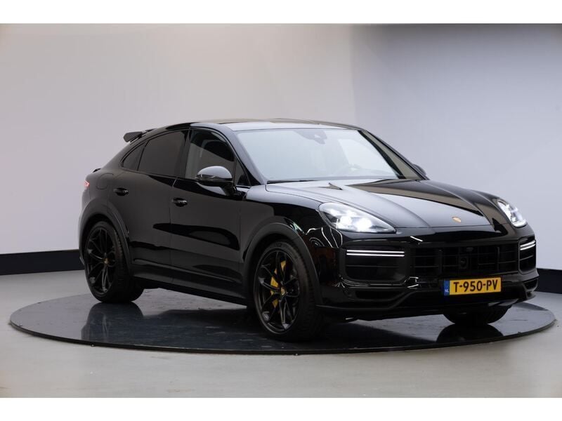 Zwart Gebruikt 2023 Porsche Cayenne Turbo GT SUV | € 179.950 - Afbeelding 1/4