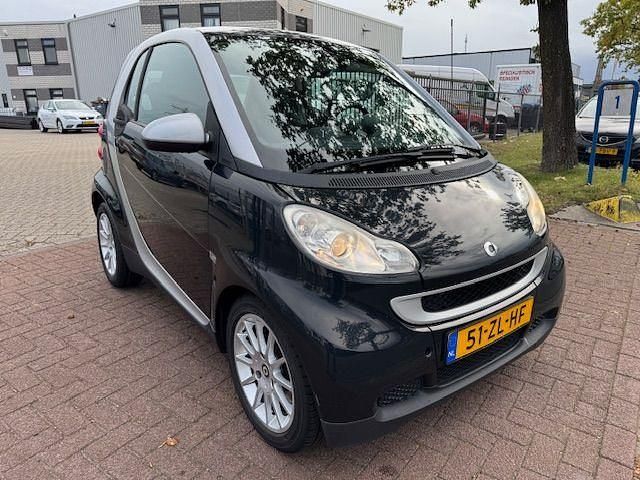 Zwart Gebruikt 2008 Smart ForTwo Coupé Passion Hatchback | € 3.350 (Goede deal) - Afbeelding 1/4