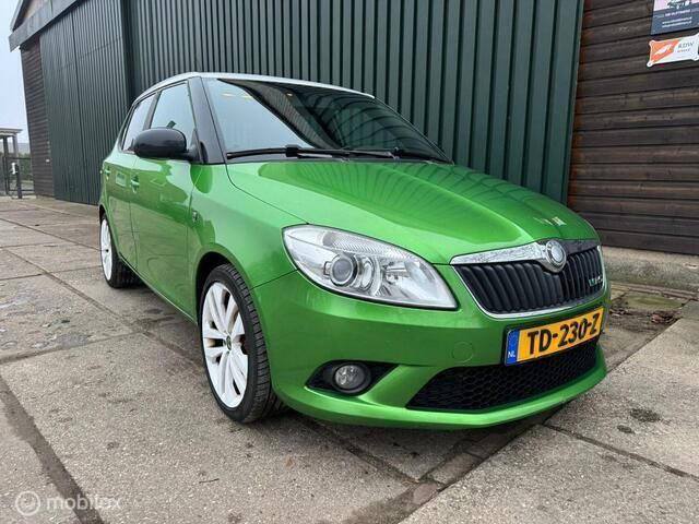 Groen Gebruikt 2010 Skoda Fabia RS Hatchback | € 4.950 - Afbeelding 1/4