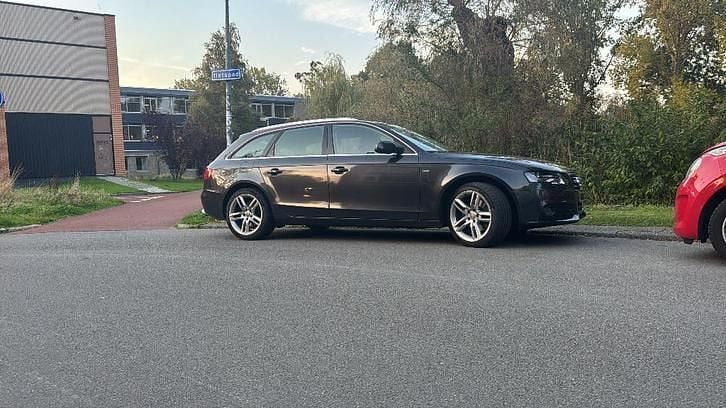 Occasion Audi A4 160 PK (117 kW) 2011 Bruin Stationwagen