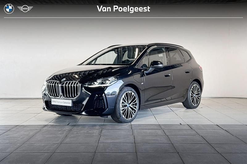 Zwart Gebruikt 2024 BMW 225 Active Tourer M Sport MPV | € 42.995 (Eerlijke prijs) - Afbeelding 1/4