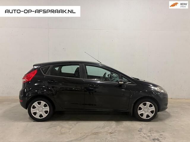Zwart Gebruikt 2010 Ford Fiesta Limited Hatchback | € 2.295 (Goede deal) - Afbeelding 1/4