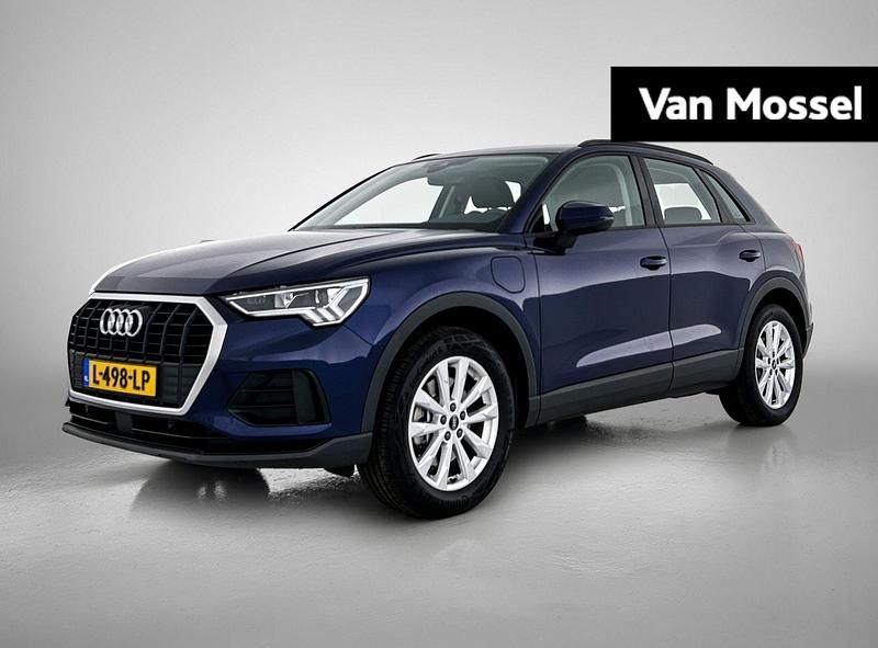 Blauw Gebruikt 2021 Audi Q3 Business SUV | € 31.400 (Eerlijke prijs) - Afbeelding 1/4