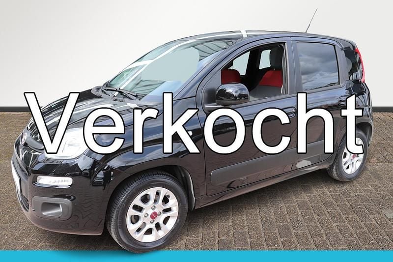 Zwart Gebruikt 2014 Fiat Panda Lounge Hatchback | € 8.998 (Eerlijke prijs) - Afbeelding 1/4