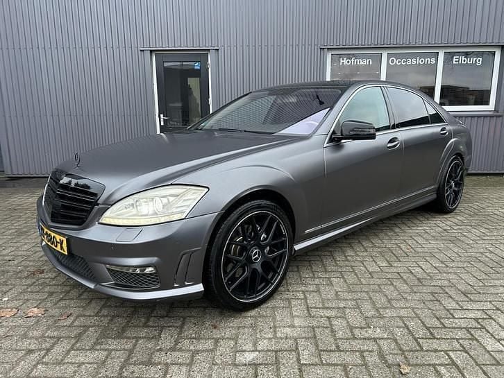 Grijs (metallic) Occasion 2007 Mercedes S350 AMG Sedan | € 7.450 (Eerlijke prijs) - Afbeelding 1/4