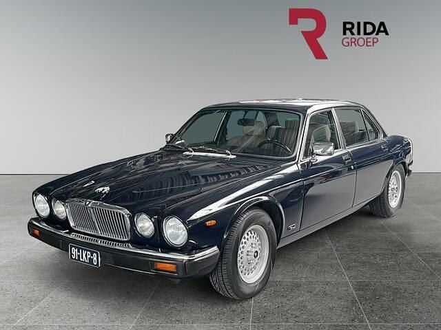 Blauw Gebruikt 1985 Jaguar XJ Sovereign Sedan | € 18.950 - Afbeelding 1/4