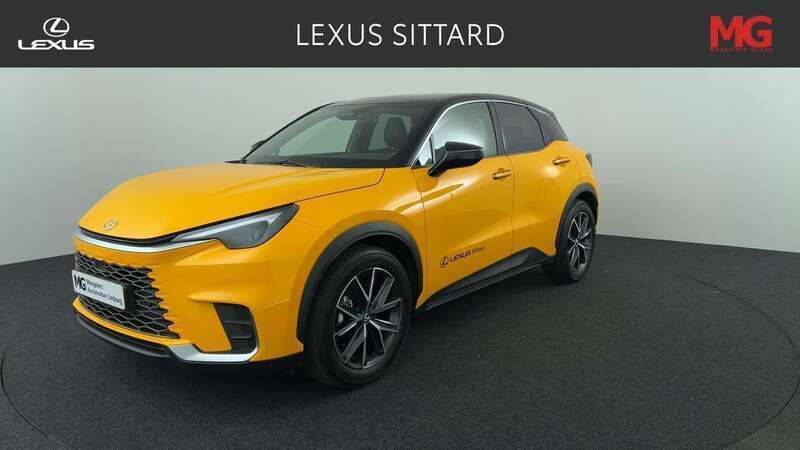 Geel Gebruikt 2025 Lexus LBX SUV | € 41.950 (Iets duurder) - Afbeelding 1/4
