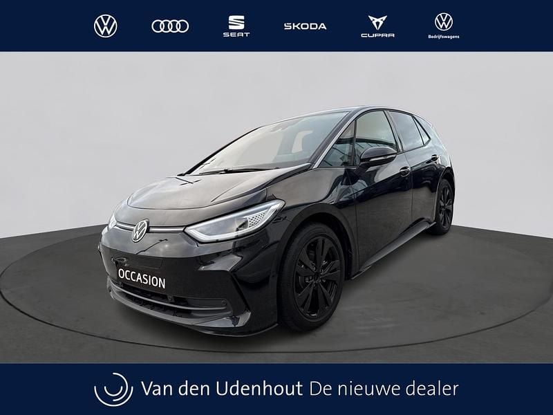 Zwart (metallic) Nieuw 2025 VW ID.3 Pro Hatchback | € 36.500 (Eerlijke prijs) - Afbeelding 1/4