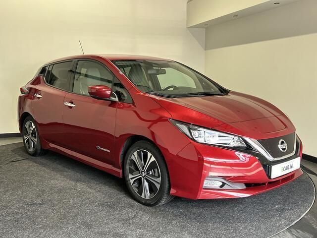 Rood Gebruikt 2019 Nissan Leaf Tekna Hatchback | € 11.900 (Eerlijke prijs) - Afbeelding 1/4