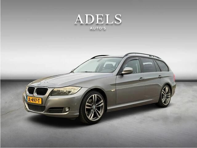 Grijs Gebruikt 2009 BMW 316 Executive Stationwagen | € 2.195 (Super prijs) - Afbeelding 1/4