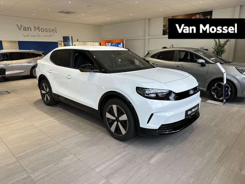 Wit Nieuw 2025 Ford Capri Extended Range SUV | € 43.800 (Super prijs) - Afbeelding 1/4